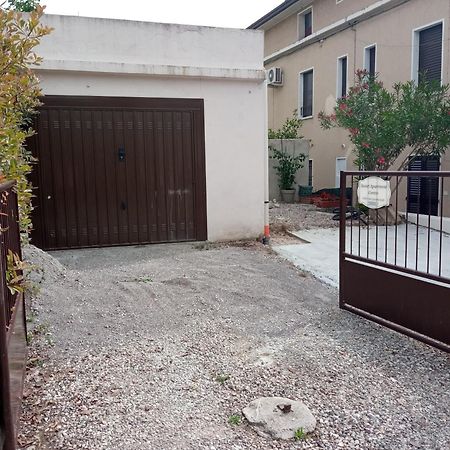 Sweet Apartment - Centre Peschiera del Garda Exterior foto